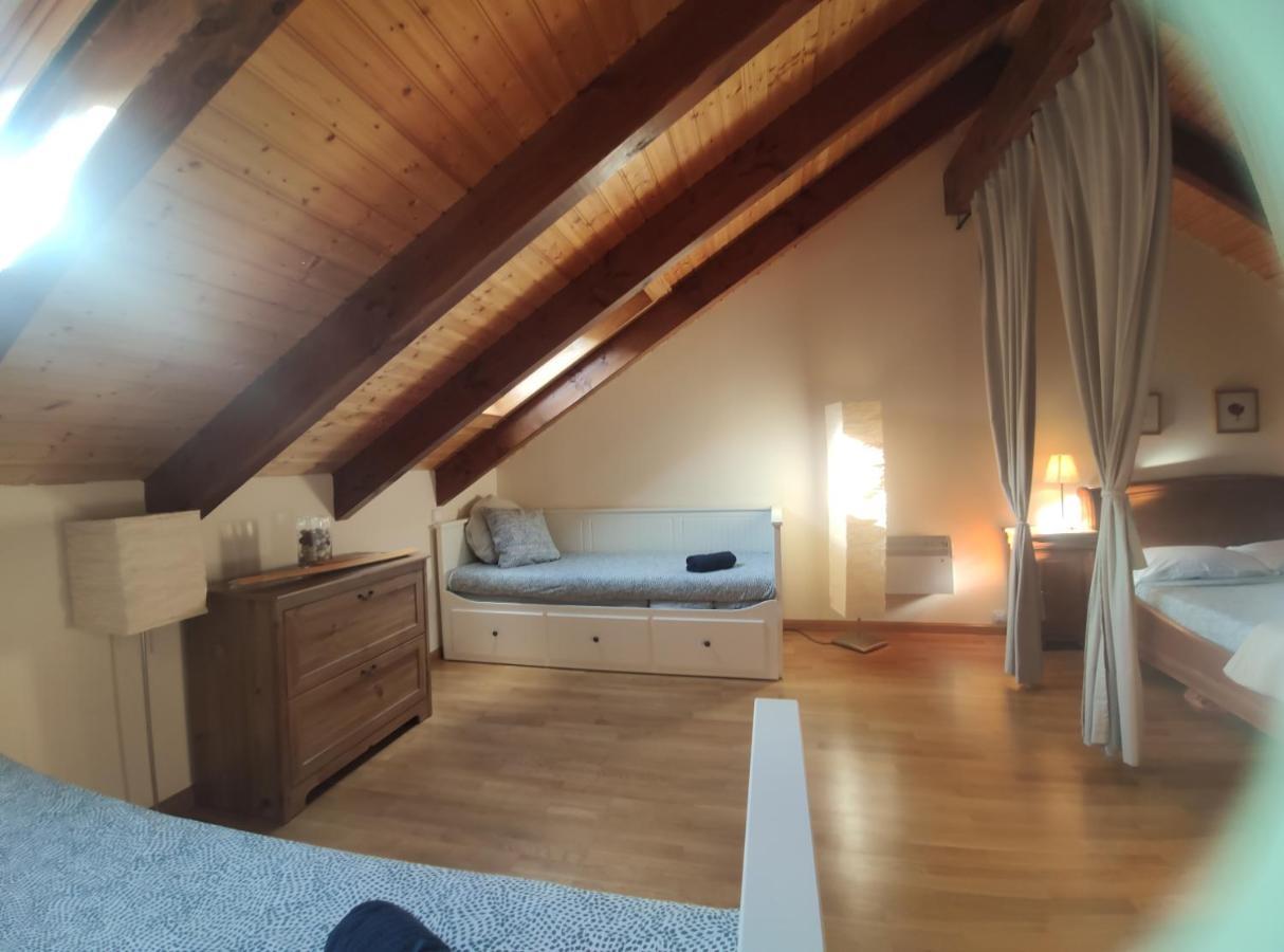 Duplex Familiar Izarraitz Leilighet Villanúa Eksteriør bilde
